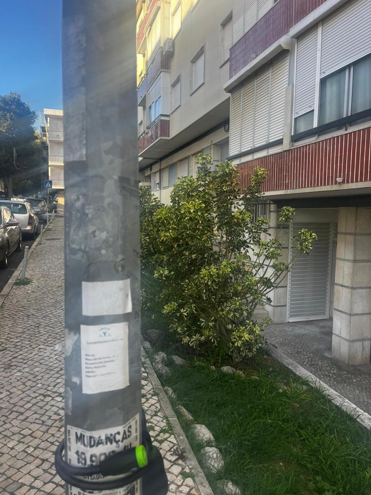 Lovely 3-Bedroom Condo W/ Free Parking On Premises Queluz Extérieur photo